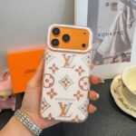 Louis Vuitton Transparent Glitter Monogram Electroplated Luxury Shockproof Phone Case - 图片 3