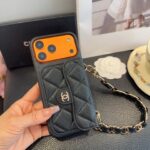 Chanel Quilted Caviar Leather Card Holder Chain Strap Luxury Phone Case - 图片 3