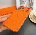 Louis Vuitton Embossed Monogram Full Cover Luxury Phone Case - 图片 10