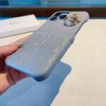 Dior Lady Dior Quilted Phone Case with Metal Pendant - 图片 14