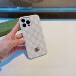 Gucci Classic Monogram Phone Case | Metal Logo & Polished Edge, In Sync with Official Launch - 图片 9